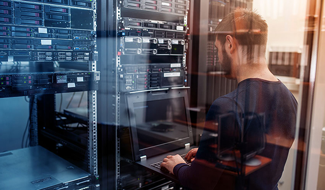 Linuxエンジニアになるには？抑えておきたい基礎知識を紹介